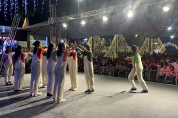 Foto - ABERTURA OFICIAL DO NATAL ENCANTADO ACONTECEU NA NOITE DESTE SÁBADO (7/12)