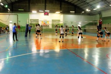 Foto - Campeãs da fase Sub-Regional dos Jogos Abertos da Juventude 2023 realizam amistoso em Cajati