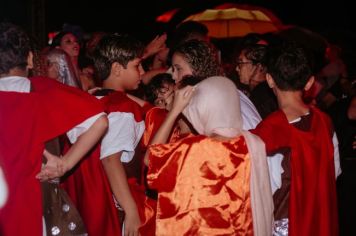 Foto - PAIXÃO DE CRISTO EMOCIONA CERCA DE 1500 MIL PESSOAS NA PRAÇA DA BÍBLIA