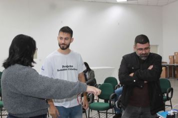 Foto - Professores da Secretaria de Educação de Cajati recebem Certificação do Curso de Robótica