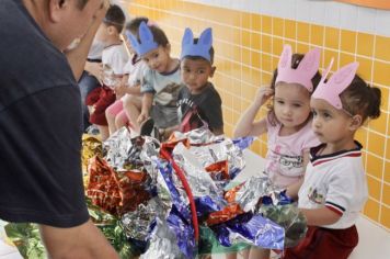 Foto - PREFEITURA DE CAJATI REALIZA ENTREGA  DE OVOS DE PÁSCOA E MIMOS ESPECIAIS!