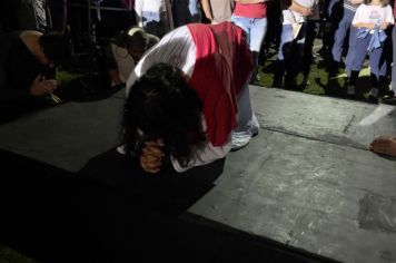 Foto - PAIXÃO DE CRISTO EMOCIONA CERCA DE 1500 MIL PESSOAS NA PRAÇA DA BÍBLIA