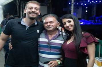 Foto - Shows com Paula Mattos e Cleito Camargo