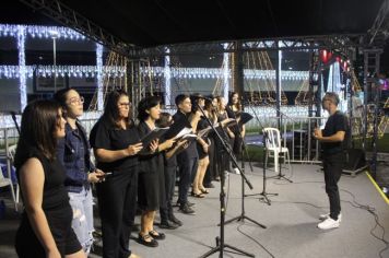 Foto - ABERTURA OFICIAL DO NATAL ENCANTADO ACONTECEU NA NOITE DESTE SÁBADO (7/12)