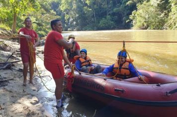 Foto - Treinamento de técnicas de salvamento 