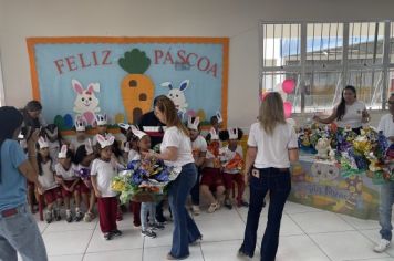 Foto - PREFEITURA DE CAJATI REALIZA ENTREGA  DE OVOS DE PÁSCOA E MIMOS ESPECIAIS!