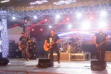 Foto - Espetáculo Rei Leão e banda Projeto X