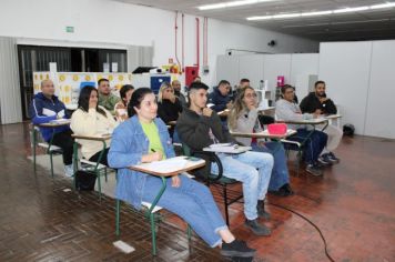 Foto - Curso de OFFICE do Senai