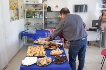 Foto - Degustação dos alimentos produzidos pela Biomassa de Banana como sugestão para merenda escolar do município 