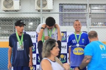 Foto - Torneio de Atletismo entres as APAES do Vale do Ribeira foi realizado no Centro de Eventos em Cajati