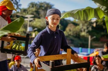 Foto - Cajati, Terra da Banana- Sabores e Saberes- apresentações das escolas municipais