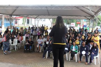 Foto - 1ª Caminhada pela Inclusão Cordão de Girassol 