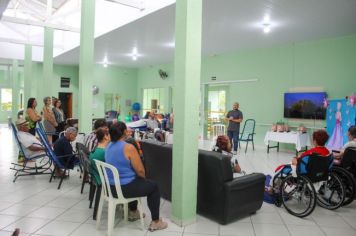 Foto - Residentes do Pró-Idoso participa de evento em homenagem ao dia Internacional da Mulher