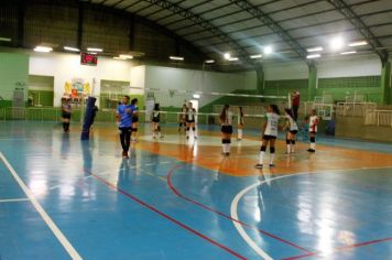 Foto - Campeãs da fase Sub-Regional dos Jogos Abertos da Juventude 2023 realizam amistoso em Cajati