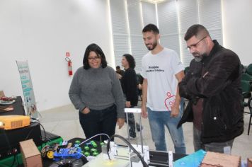 Foto - Professores da Secretaria de Educação de Cajati recebem Certificação do Curso de Robótica