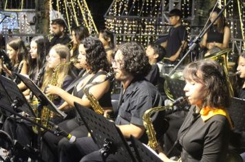 Foto - ABERTURA OFICIAL DO NATAL ENCANTADO ACONTECEU NA NOITE DESTE SÁBADO (7/12)