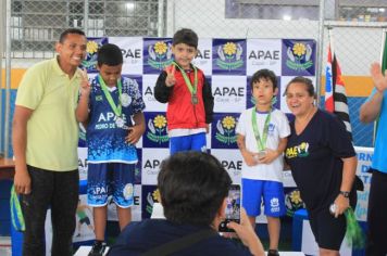 Foto - Torneio de Atletismo entres as APAES do Vale do Ribeira foi realizado no Centro de Eventos em Cajati