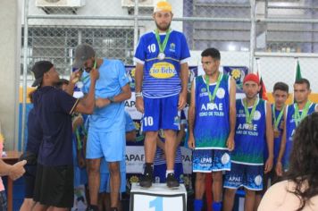 Foto - Torneio de Atletismo entres as APAES do Vale do Ribeira foi realizado no Centro de Eventos em Cajati