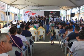 Foto - Inauguração do Empreendimento Cajati D- 65 casas e entrega de 280 títulos de Regularização Fundiária