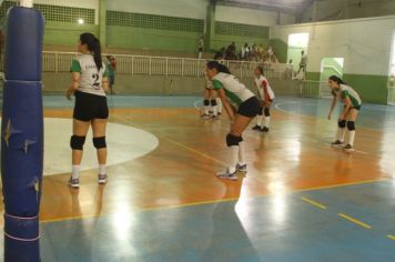 Foto - Campeãs da fase Sub-Regional dos Jogos Abertos da Juventude 2023 realizam amistoso em Cajati