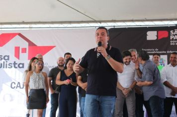 Foto - Inauguração do Empreendimento Cajati D- 65 casas e entrega de 280 títulos de Regularização Fundiária