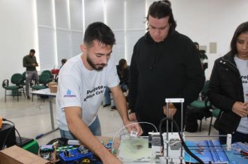 Foto - Professores da Secretaria de Educação de Cajati recebem Certificação do Curso de Robótica