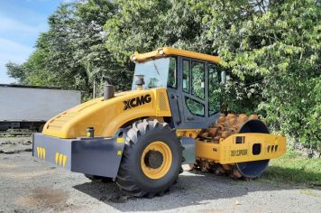 Prefeitura de Cajati adquire novo rolo compactador 