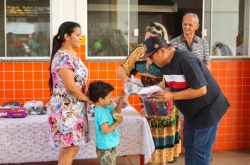 Prefeitura de Cajati entrega 3.500 kits de uniformes para alunos das Escolas Municipais