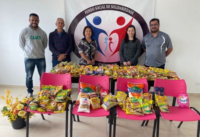 Fundo Social de Cajati recebe 256 pacotes de sopões arrecadados na XII Corrida 5km e 10km 2022