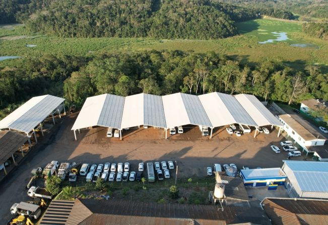 Cajati realiza a construção do novo galpão da Garagem Municipal