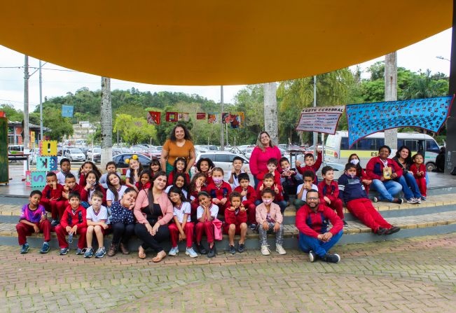 Alunos do 2º ano de Cajati participa de projeto que aborda um novo jeito de aprender e ensinar